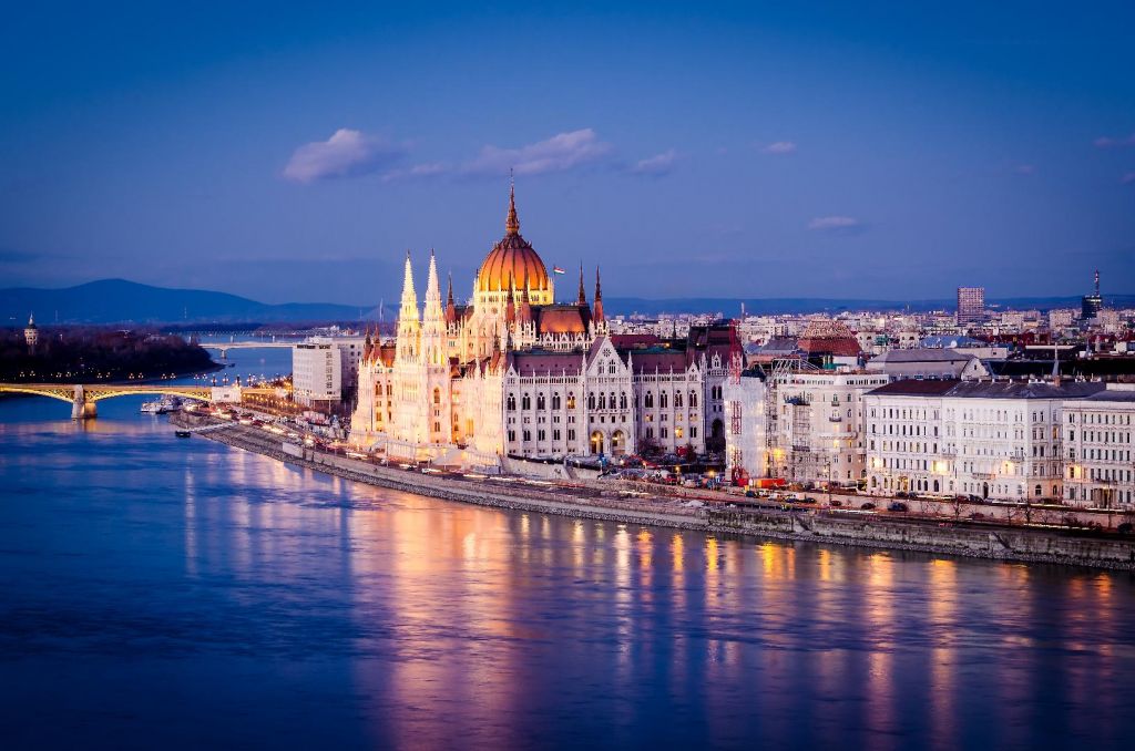 BUDAPEST TOUR