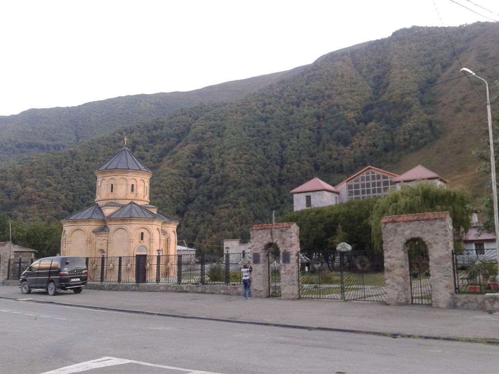 ერთდღიანი ჯიპ-ტური ყაზბეგში ,, --'' (გერგეტზე ასვლა მანქანით)