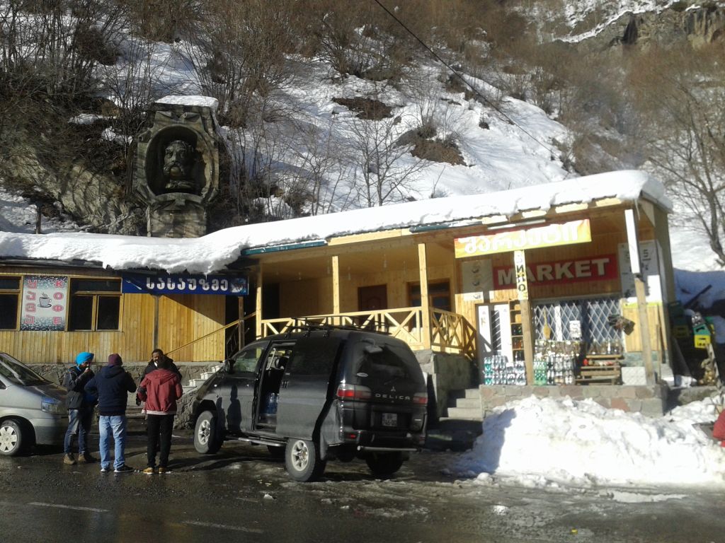 ერთდღიანი ჯიპ-ტური ყაზბეგში ,, --'' (გერგეტზე ასვლა მანქანით)