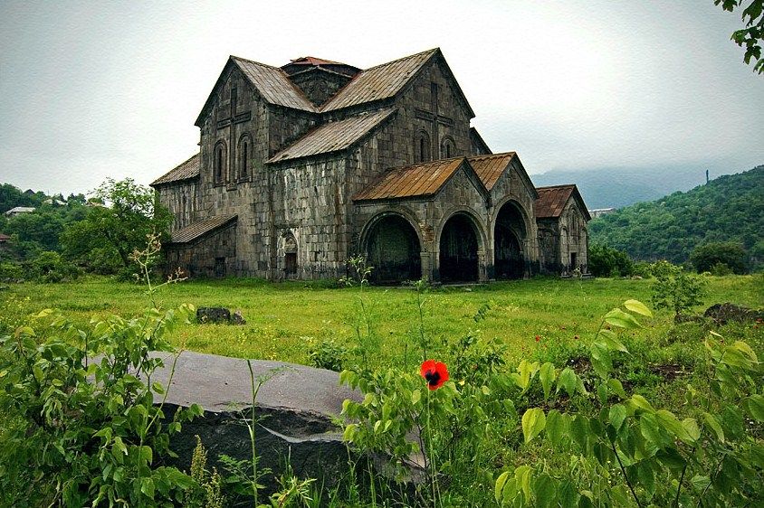 TOUR: -day tour to Armenia