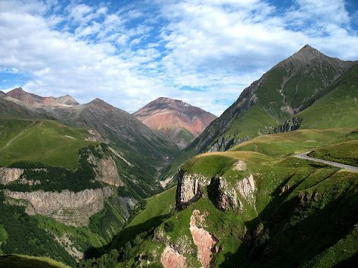 ტური ყაზბეგი, ანანური, გუდაური