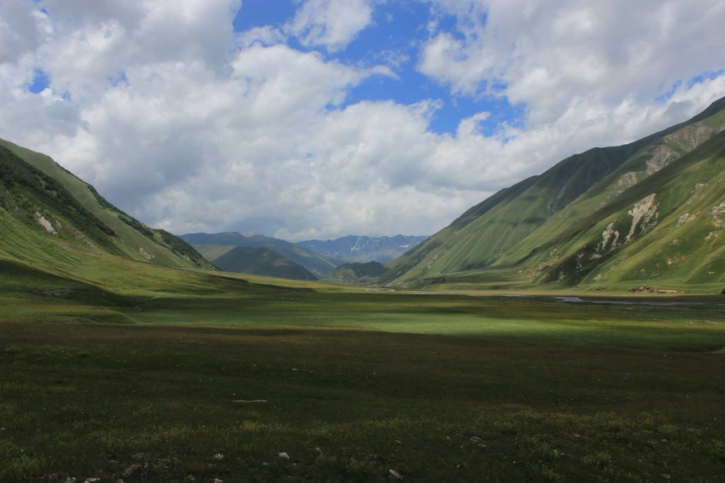 ტური თრუსოს ხეობაში