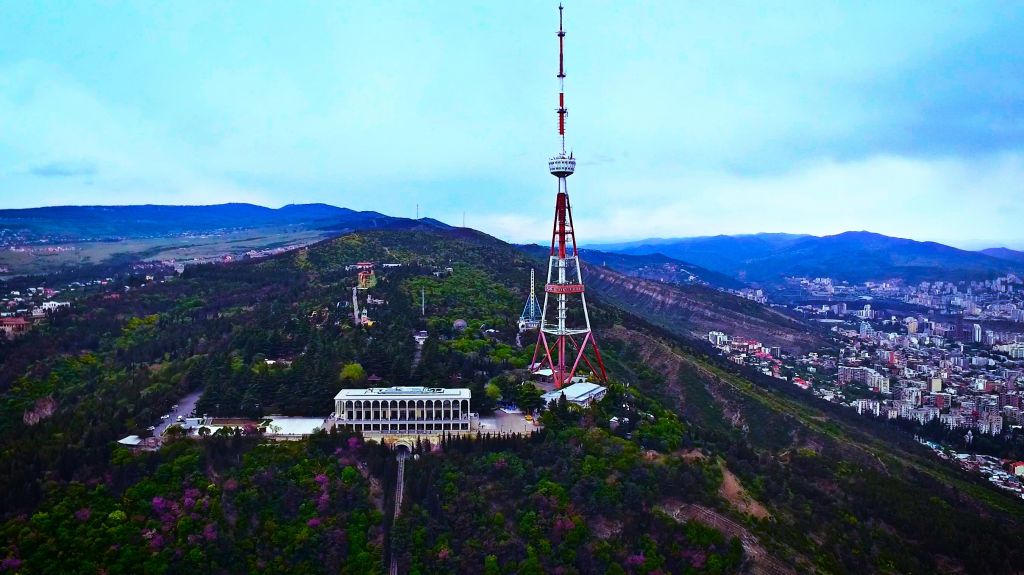 Троицкий собор, Старый Тбилиси, Нарикала, озеро Кус, Мтацминда.