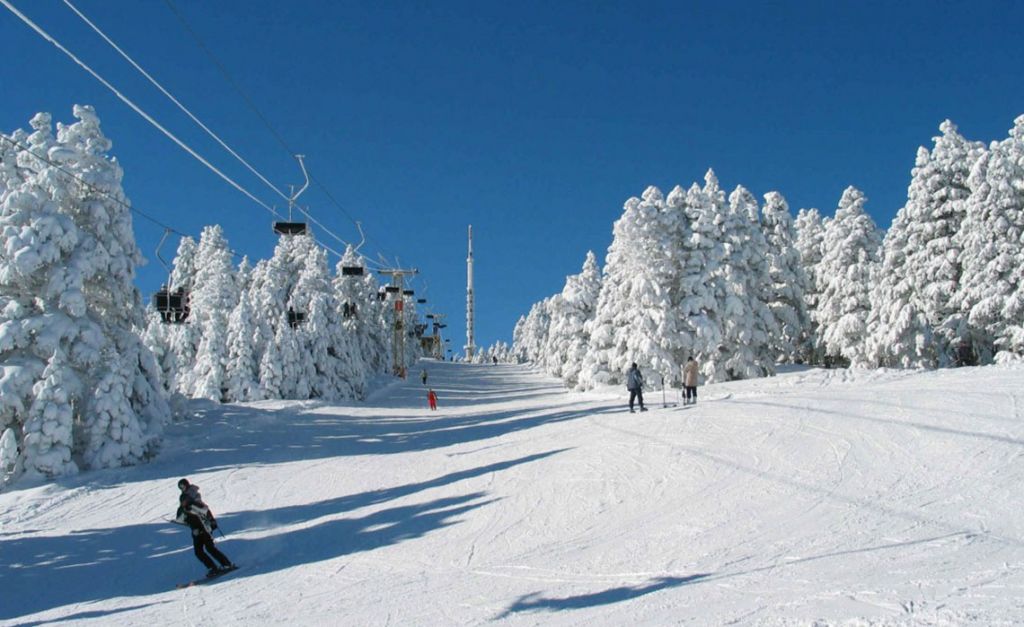 Georgiatraveler offers a -day Bakuriani tour of the winter season