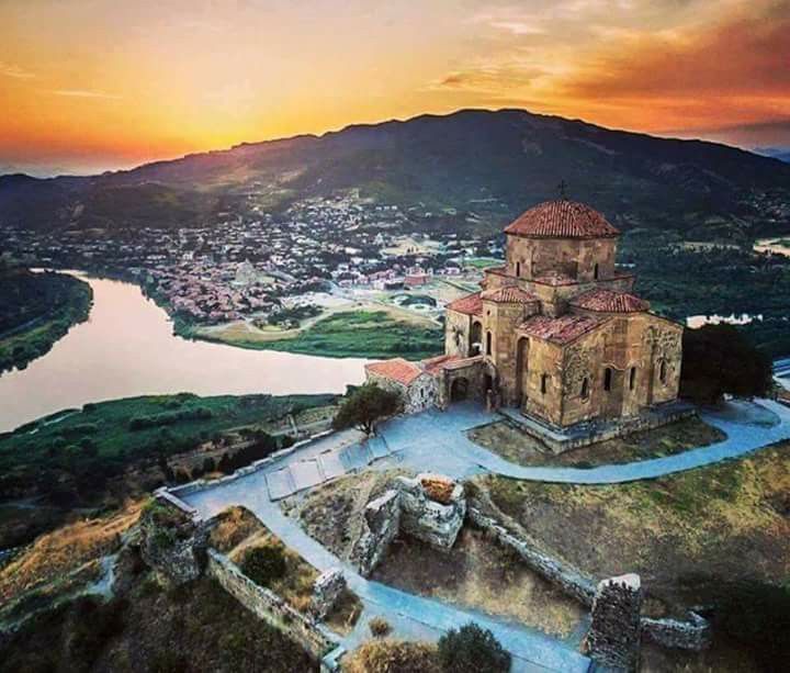 One-day tour: Tbilisi-Mtskheta-Shiomgvime-Uplistsikhe-Tbilisi