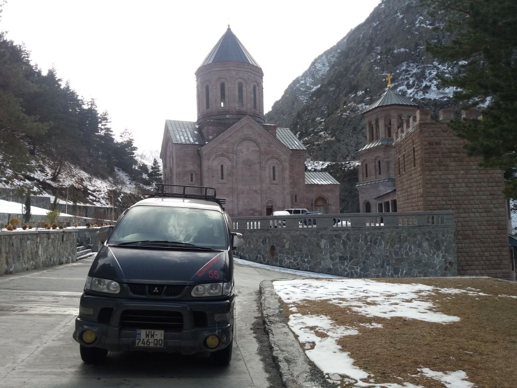 MITSUBISHI DELICA CLUB GEORGIA