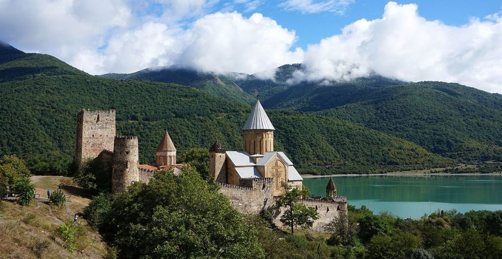 One-day tour to Kazbegi