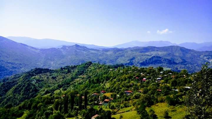 ტური ლაილაშში  მაისს