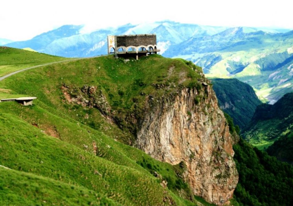 Kazbegi ... Gergeti Trinity ... Gudauri