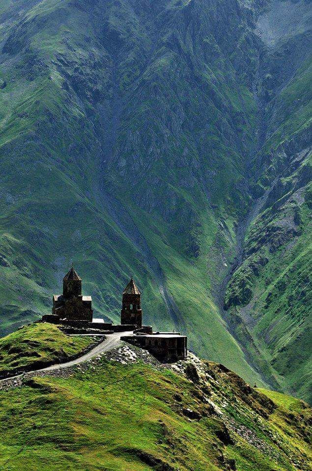 Kazbegi ... Gergeti Trinity ..anan ... Gudauri ..