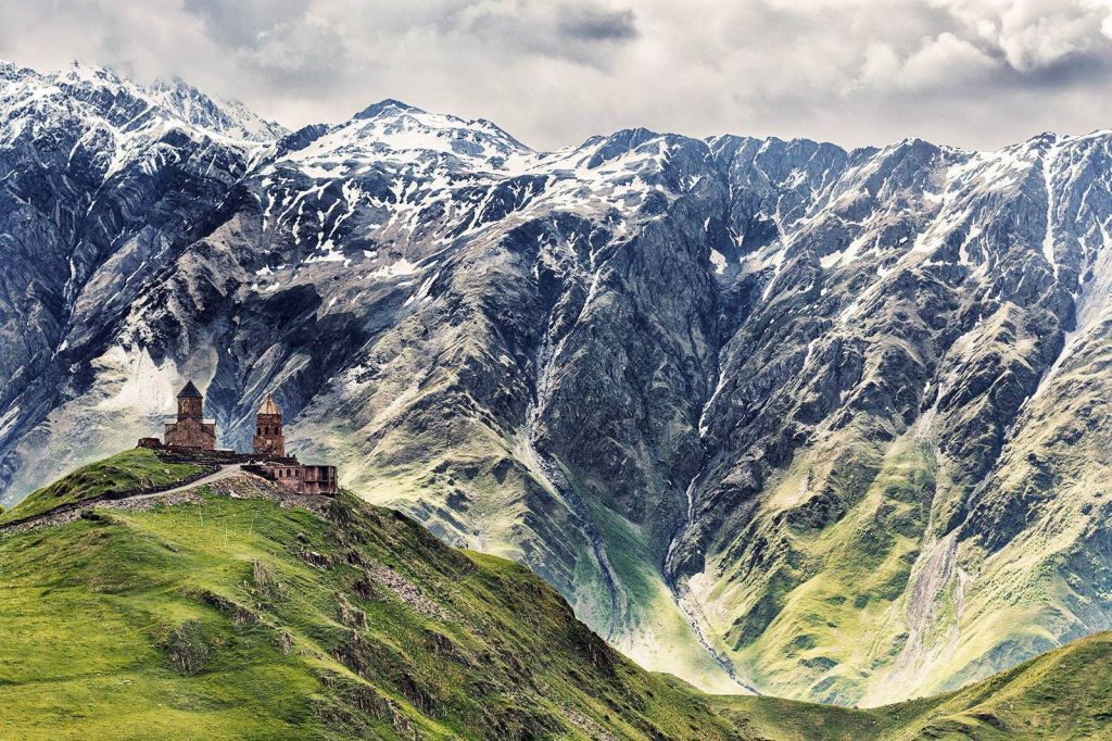 Тур в kazbegi