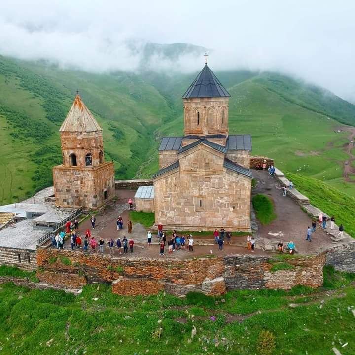 ერთდღიანი ჯიპ-ტური ყაზბეგში! გერგეტი, დარიალი.