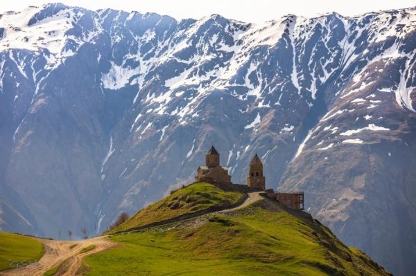 tur v kazbegi