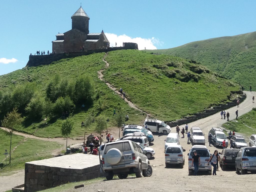 ერთდღიანი ჯიპ-ტური ყაზბეგში! გერგეტი, დარიალი.