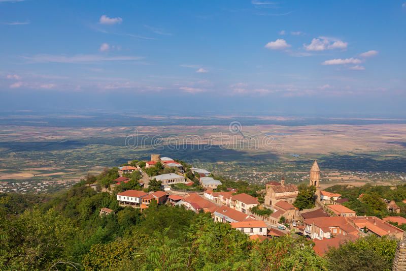 ღვინის  ტური  კახეთში :  ღვინის  დაყენება      წლისაა,  კახეთი  ღვინის  სამშობლოა !