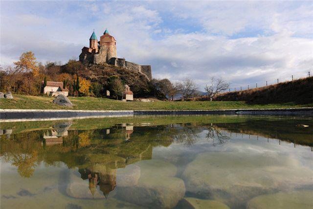 ერთდღიანი ტური: ალავერდი, გრემი, ნეკრესი და ილიას ტბა