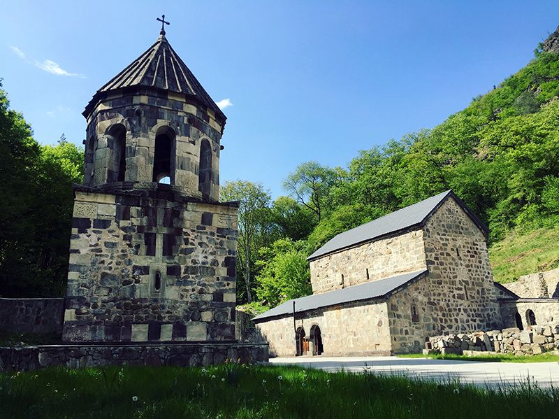 Самцхе-Джавахети (Вардзия, Зеленый монастырь, замок Xертвиси, Рабат, Боржоми)