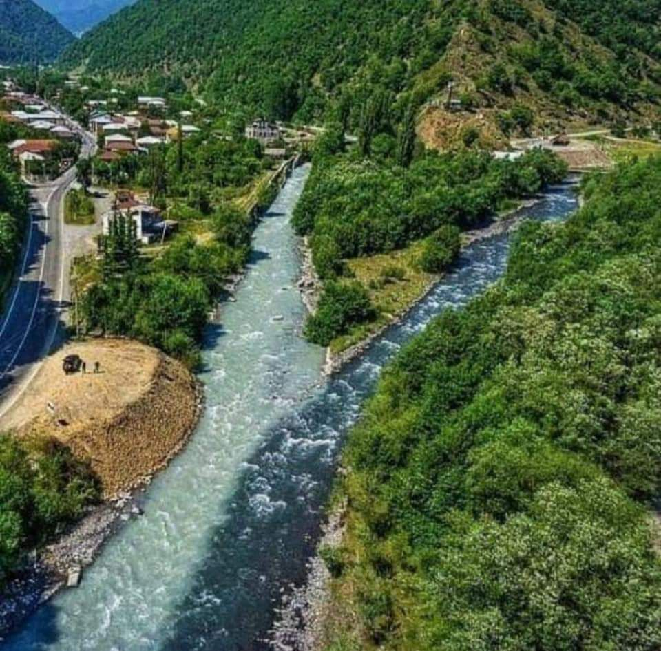 KAZBEGI  GUDAURI  JINVAI  ANANURI